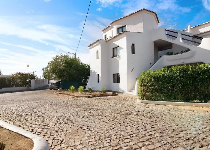 Apartment Mourisca
