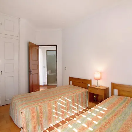 Apartment Mourisca